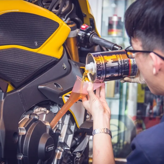 Ảnh Dầu Nhớt Xe Moto Voltronic XM Granturismo 1L 3