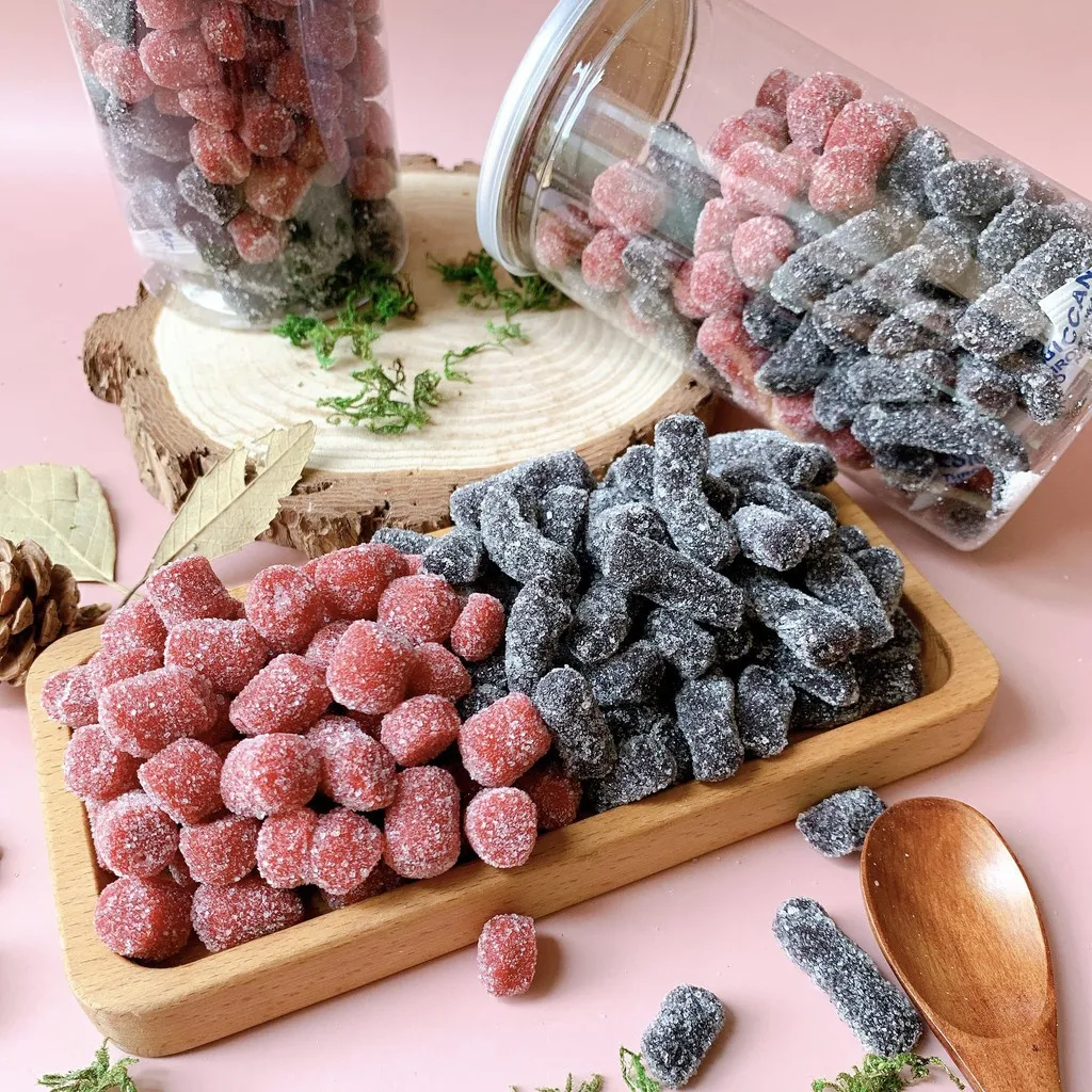 Ảnh Dâu tây dâu tằm phủ đường Yumi 500g kẹo hoa quả mix chua ngọt ăn vặt trái cây thơm ngon 4