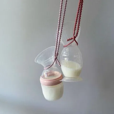 Ảnh Dây đeo silicone Haakaa. Bảo vệ cốc hứng sữa không bị rơi 3