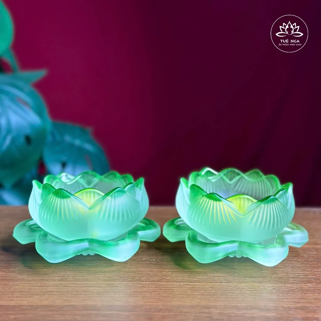 Ảnh Đế Nến Hoa Sen Lưu Ly, Màu Trắng, Vàng, Xanh - Tuệ Nga 4