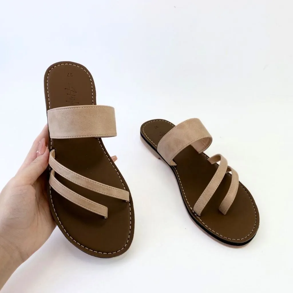 Ảnh Dép Lê Nữ Xỏ Ngón Thời Trang Hishoo Quai Ngang Cao Cấp Có Bigsize S035 4