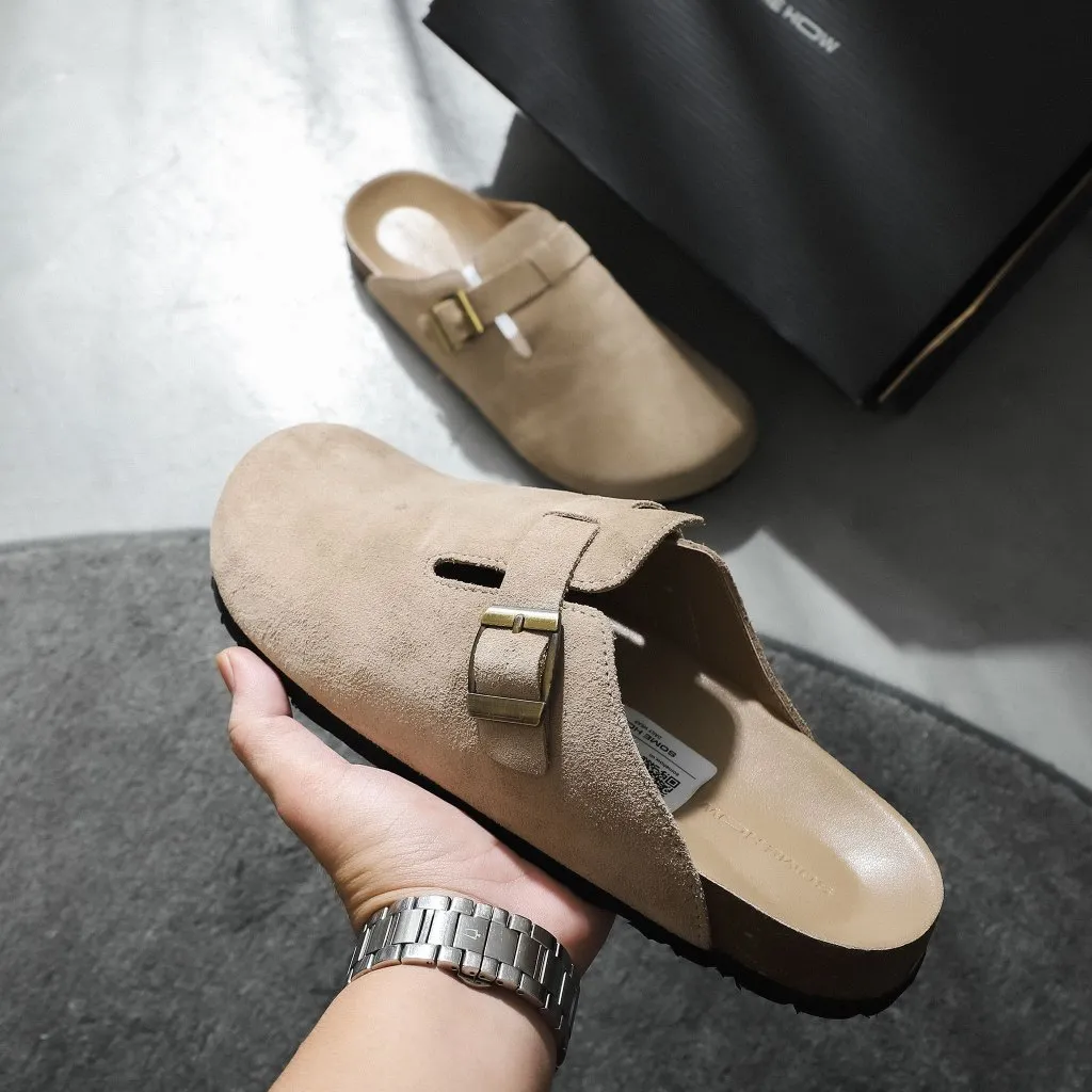 Ảnh Dép Nam Suede Clogs Mules Beige, Chất Liệu Quai Dép Da Lộn, Đế Dép Đế Chấu Thoải Mái, DE0014, SOMEHOW 2