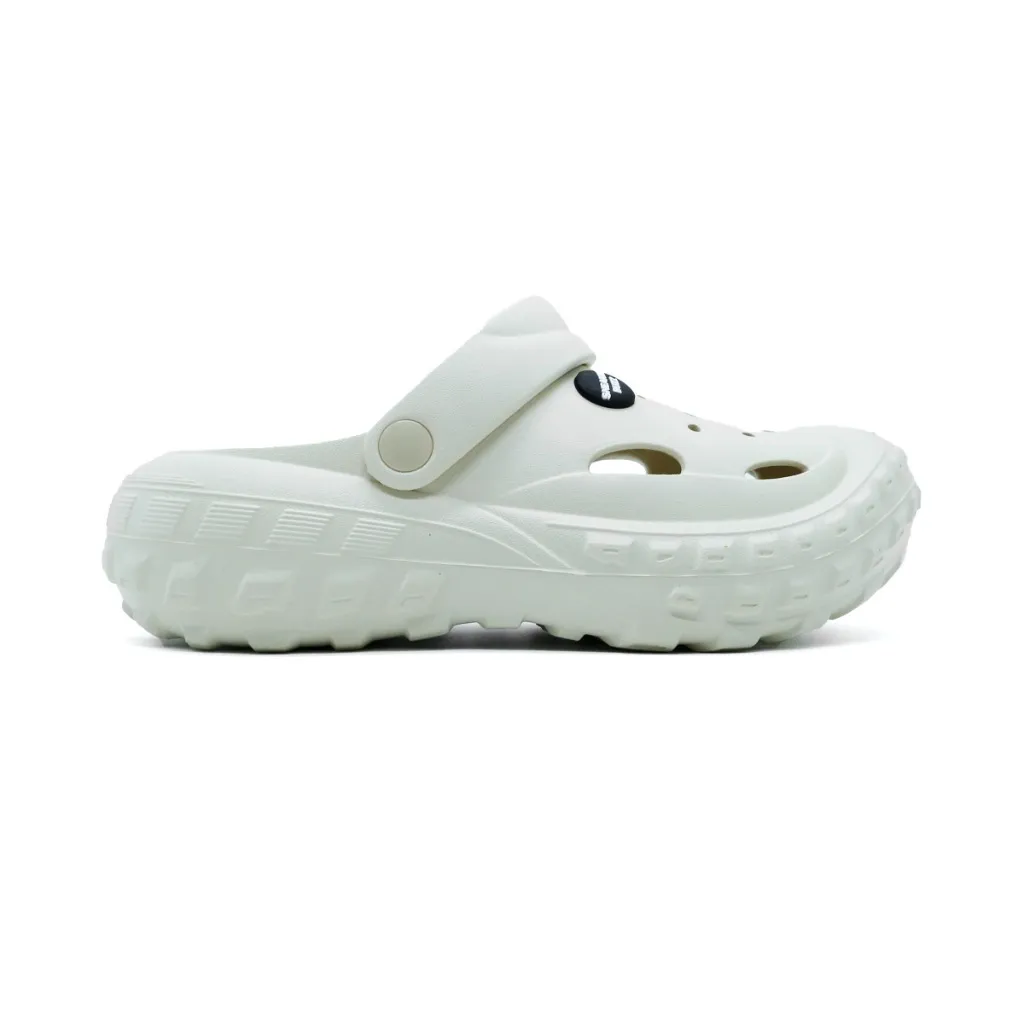 Ảnh Dép Sneaker Buzz Clog Punch C2405SB08U_020 1