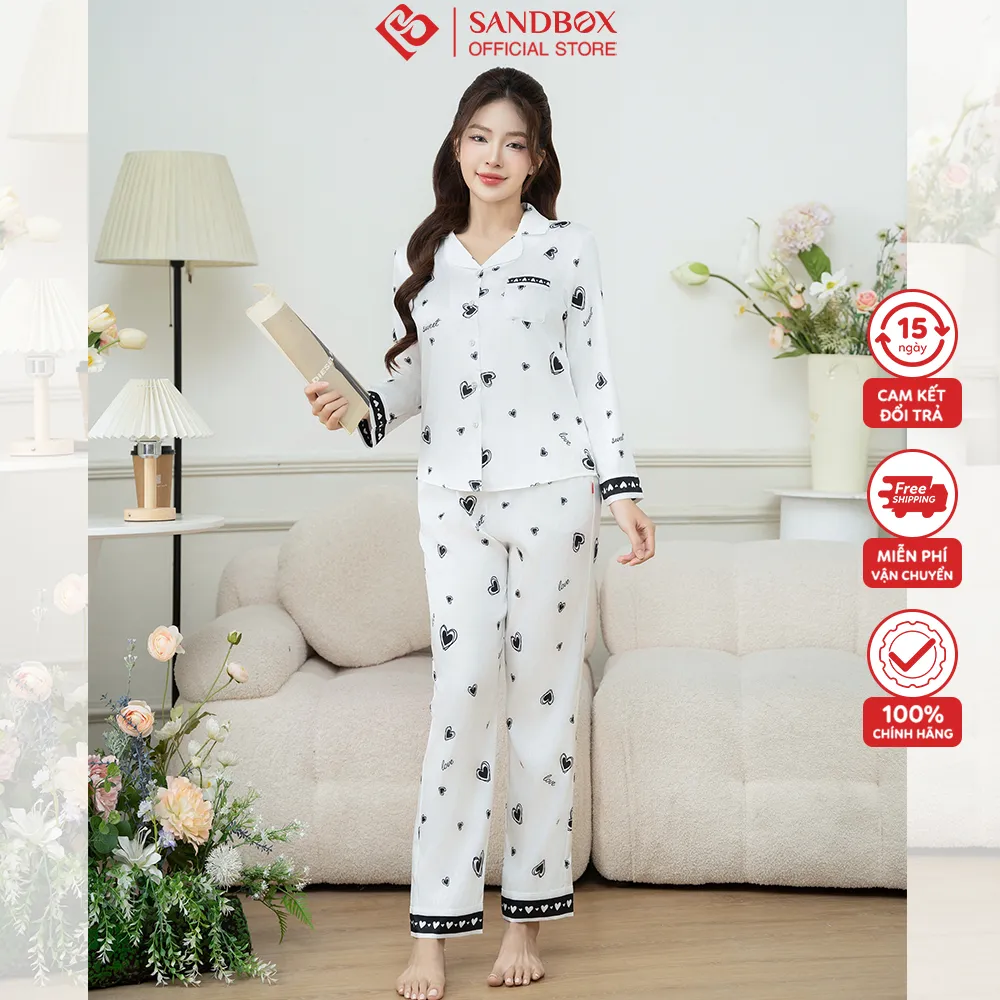 Ảnh Đồ Bộ Nữ, Bộ Pijama Dài SANDBOX Đồ Bộ Lụa Vân Xước Thiết Kế Phối Họa Tiết BPD24004 2