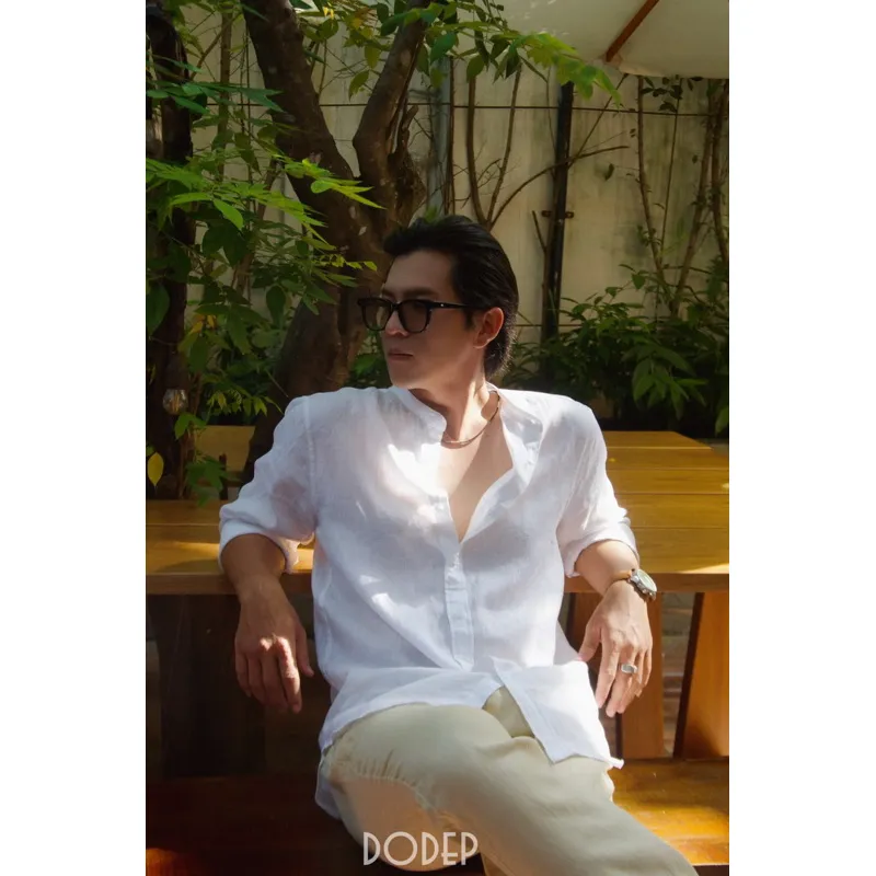 Ảnh DODEP Áo sơmi nam 100% linen premium tay dài cổ trụ màu trắng 3