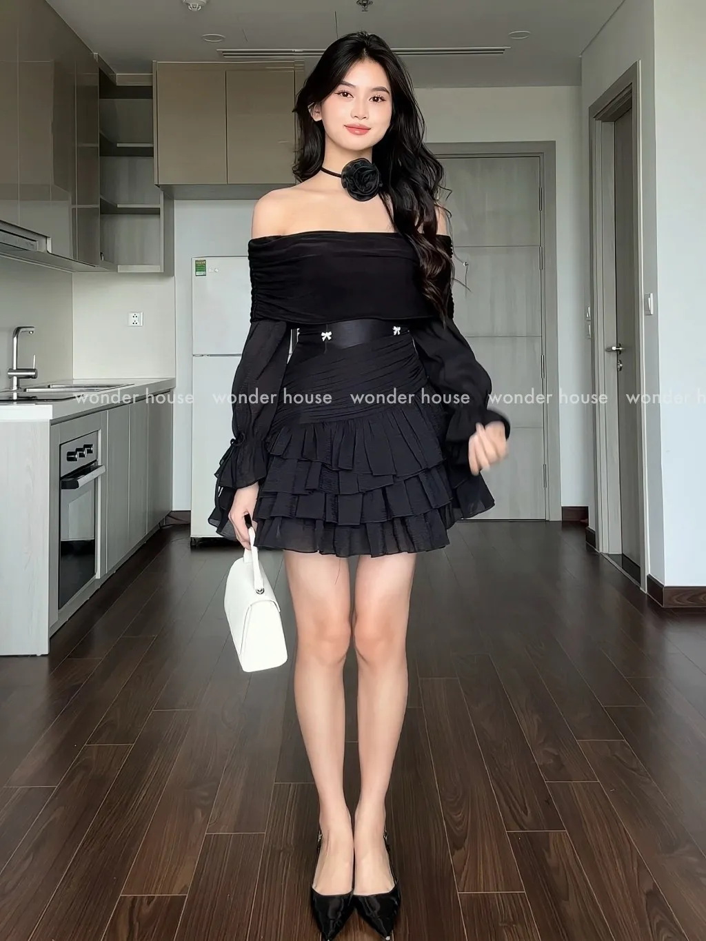 Ảnh Dolly Dress Wonderhouse Đầm trễ vai tay dài dáng xòe chất vải dày dặn dự tiệc dạo phố sang trọng, nữ tính 3