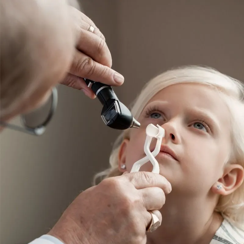 Ảnh Dụng cụ khám mũi cho bé Speculum. Chính hãng Bionix, sản xuất tại Mỹ, chất liệu nhựa cao cấp 2