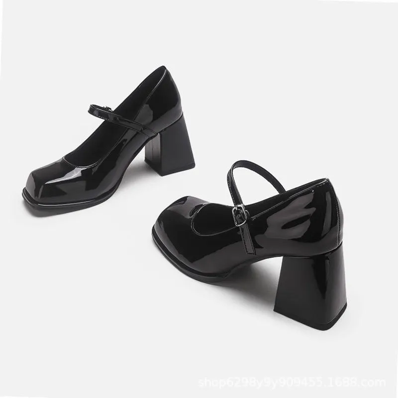 Ảnh Giày cao gót nữ bít mũi quai cài gót 7cm FAROSA - C29 giày da bóng dáng merry janes sang chảnh (FORM TO) 3