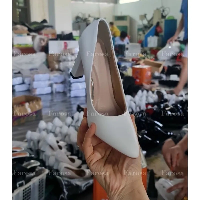 Ảnh Giày cao gót nữ FAROSA 9cm mũi nhọn chất da mềm cực êm chân- TC19 2