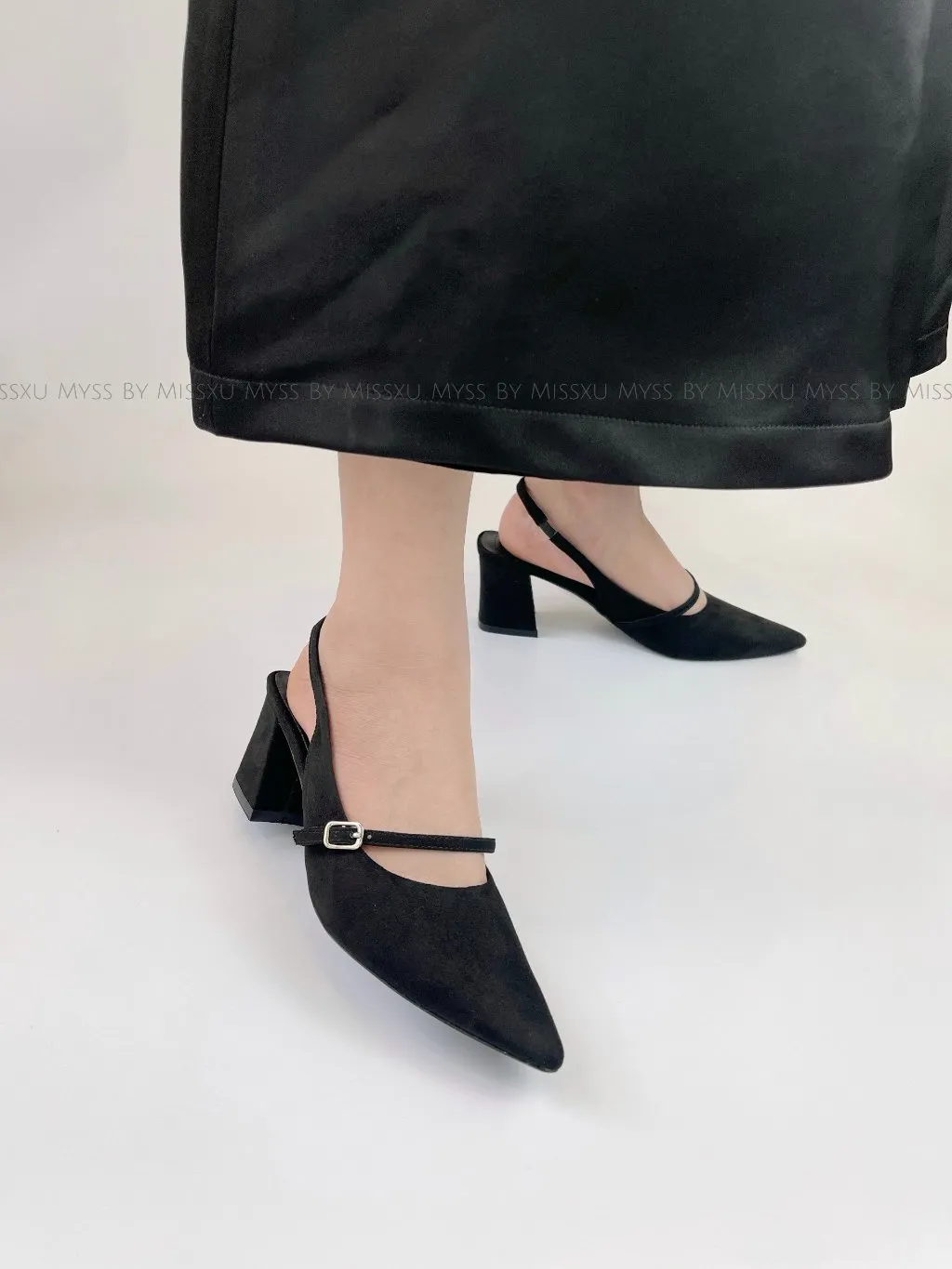 Ảnh Giày cao gót nữ MYSS mũi nhọn khóa cài ngang gót trụ 7cm cao cấp - CG302 4