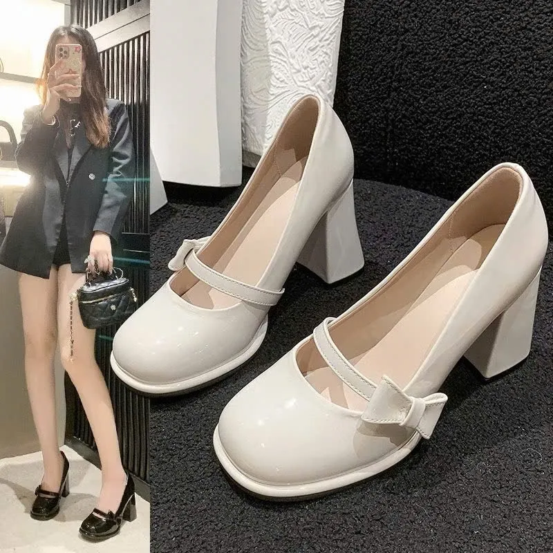 Ảnh Giày cao gót nữ phối nơ trending FAROSA -H112 guốc cao gót 7cm chất da bóng lên chân cực xinh 2