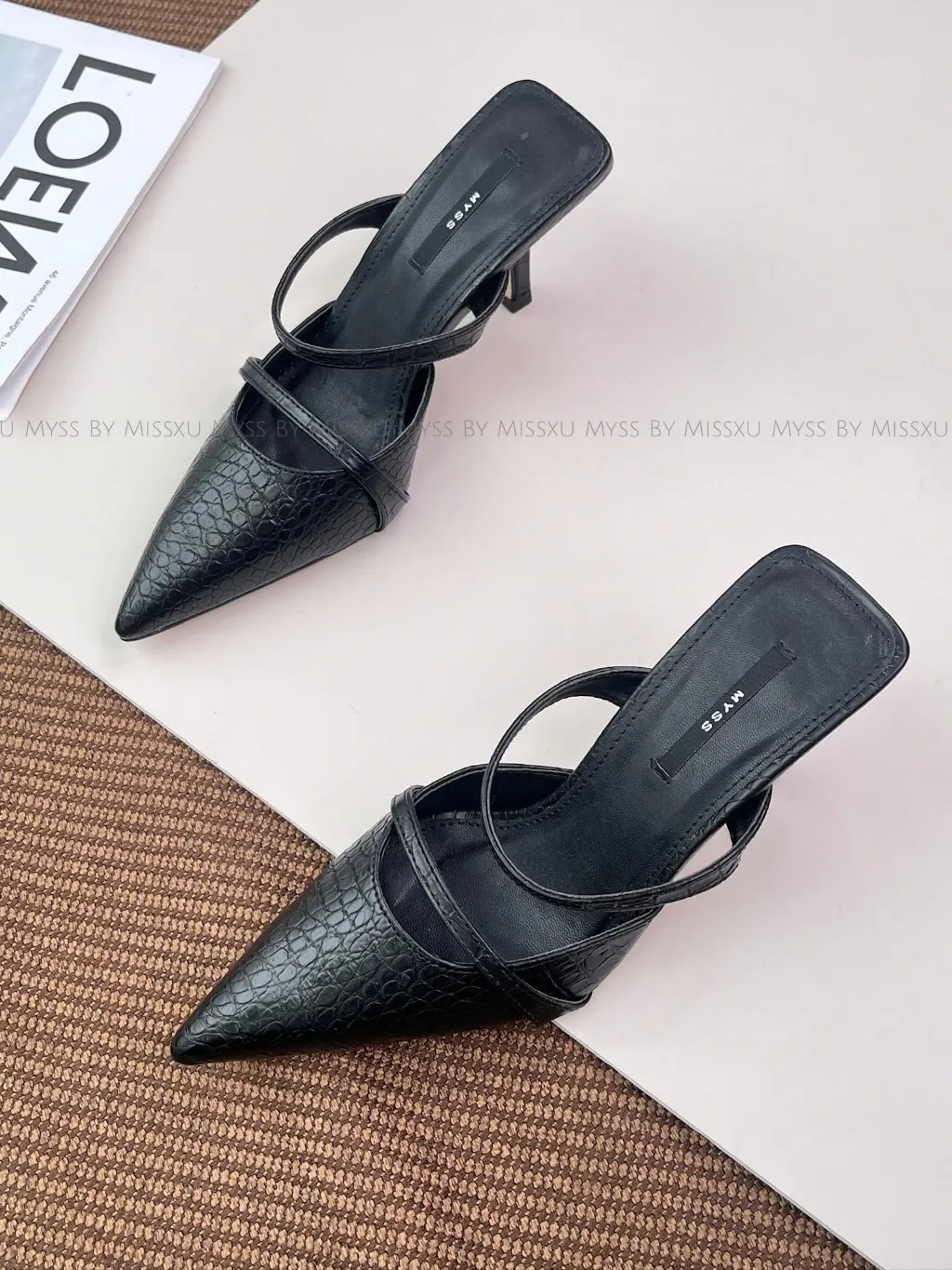 Ảnh Giày guốc nữ MYSS mũi nhọn 8cm da vân caro thời trang - SU81 4