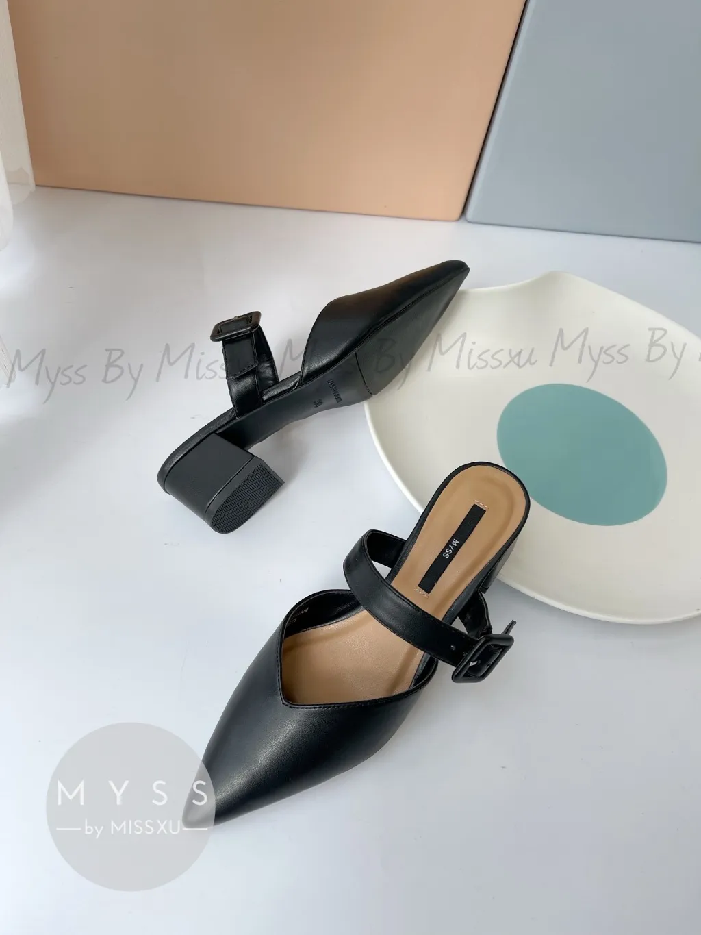 Ảnh Giày guốc sục nữ MYSS mũi nhọn phối khóa bọc 5 cm thời trang  - SU112 4