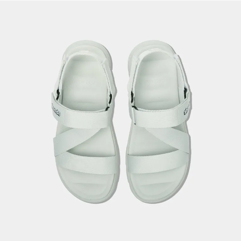 Ảnh Giày Sandal Nam Nữ SHONDO F6 Sport Thời Trang Nhẹ Êm Đi Học, Đi Làm Thời Trang Năng Động Màu Xám Rêu F6S2424 4