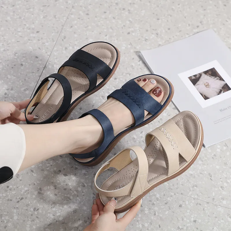 Ảnh Giày Sandal Nữ Đế Bằng Da Mềm Êm Nhẹ Đế Kép Chống Trơn Trượt Cao 3.5cm Phù Hợp Đi Học, Đi Làm, Đi Chơi (002) 2