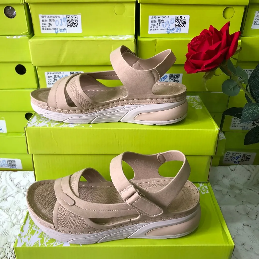 Ảnh Giày Sandal Nữ Thời Trang Phong Cách Thể Thao Siêu Nhẹ Thoải Mái Đế 4Cm Khóa Dán Phù Hợp Đi Làm, Đi Học, Đi Chơi (03) 4
