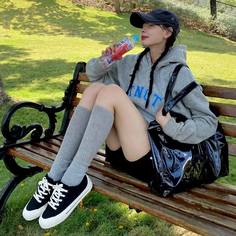 Ảnh Giày Sneaker Vải Canvas Unisex Chính Hãng DINCOX C20 Black Sang Trọng Tinh Tế Đơn Giản 4