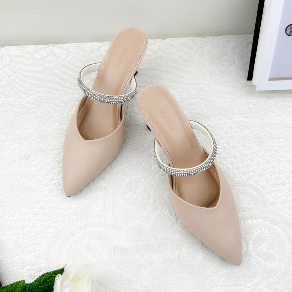 Ảnh Giày Sục Nữ Mũi Nhọn 7 Phân, Guốc Sandal Bít M ũiCao Gót Phối Dây Đá Sang Trọng NUDDO NS09 3
