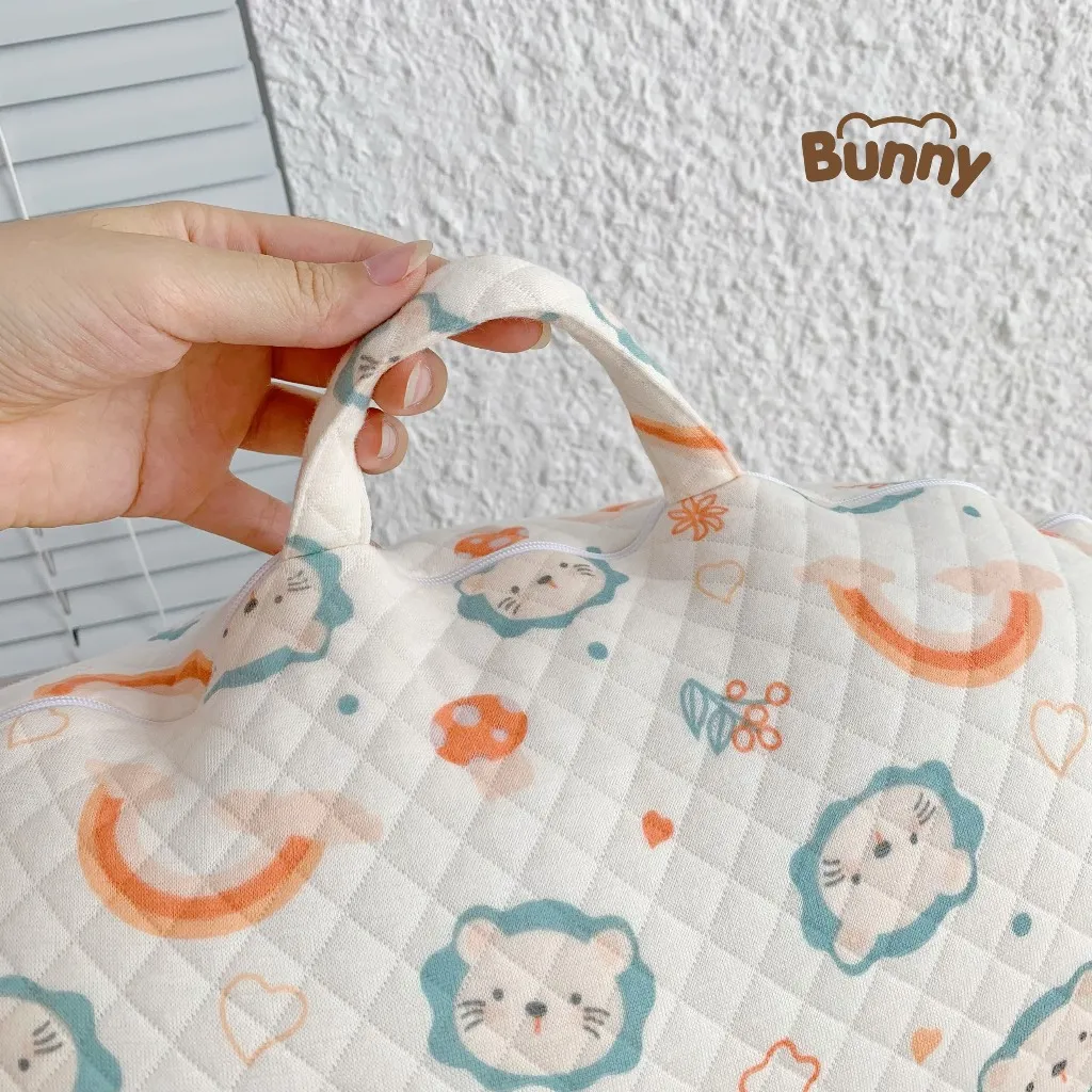 Ảnh Gối chống trào ngược KidsWorld Bunny trần bông chống nôn trớ an toàn cho bé sơ sinh mềm mại không bí nóng lưng 3