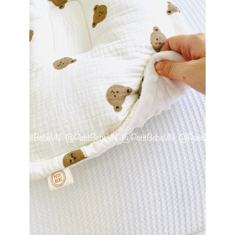 Ảnh Gối lõm chống bẹp đầu chữ nhật PETIT BEBE muslin thấm hút thoáng khí cho bé từ 3 tháng tuổi 4