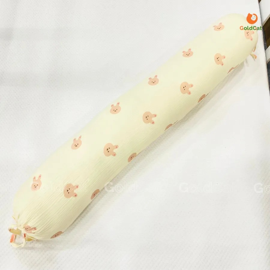 Ảnh Gối Ôm Trẻ Em GoldCat Hoạ Tiết Ngộ Nghĩnh, Chất Liệu An Toàn Cho Trẻ Nhỏ 1