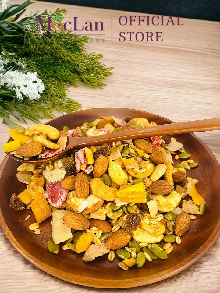 Ảnh Granola Siêu Hạt Mộc Lan Healthy Foods - 5 loại hạt ngũ cốc và trái cây sấy nướng Mật ong -250G,500G 2