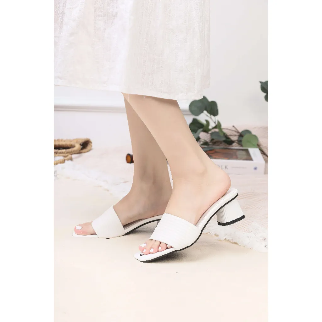 Ảnh Guốc Cao Gót Nữ 5cm Quai Kẻ Ngang Pixie E117 2