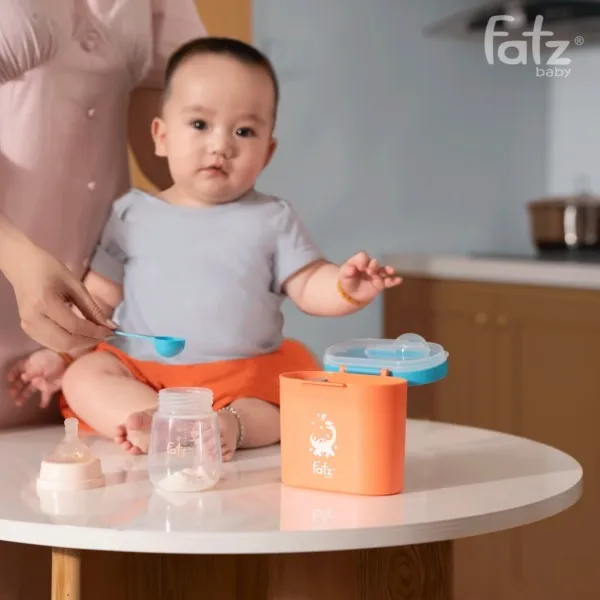 Ảnh Hộp đựng sữa bột, ngũ cốc, bánh ăn dặm cho bé 600ml FATZBABY FB8201SS nhựa PP không chứa BPA, an toàn và không mùi 3