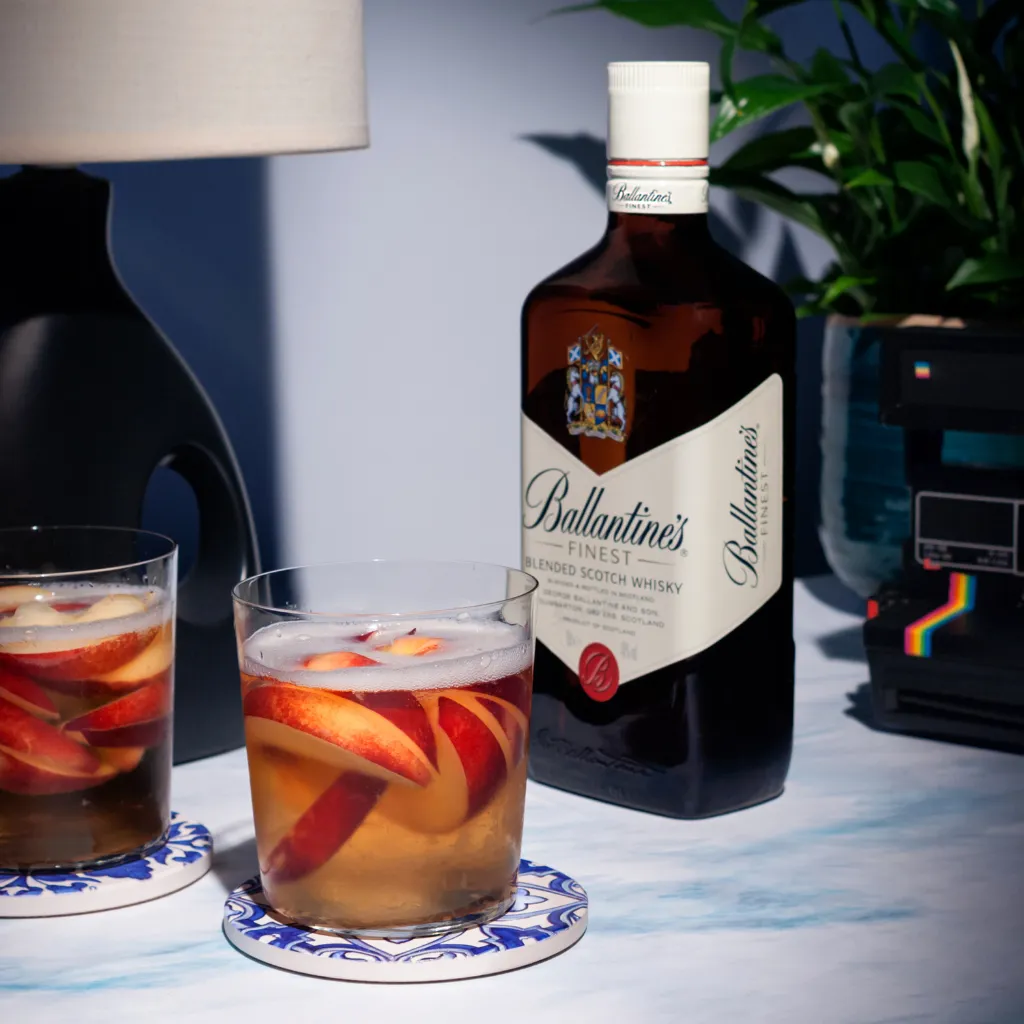 Ảnh Hộp Rượu Quà Tết 2025 Whisky Ballantines Finest Nồng Độ Alc 40% 700ml  Kèm Hộp và Túi Giấy 3