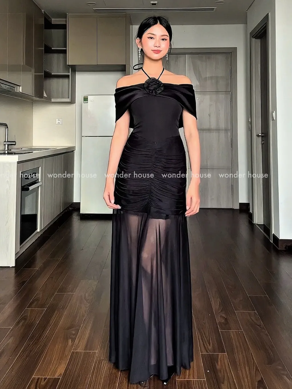 Ảnh Kamila Dress Wonderhouse Đầm thiết kế trễ vai dáng dài tùng lưới chất vải dày dặn dự tiệc , dạo phố sang trọng nữ tính 3