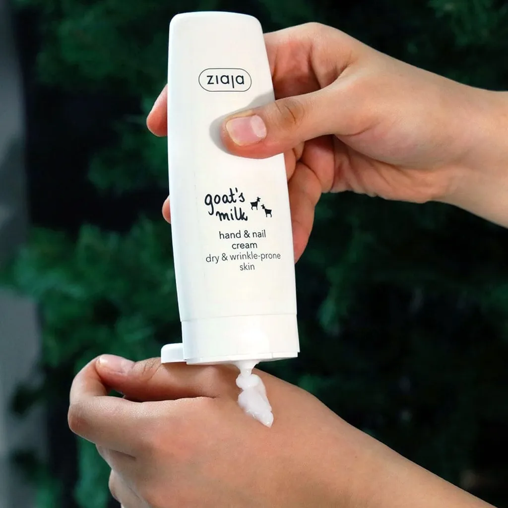 Ảnh Kem dưỡng ẩm, trắng da tay và móng sữa dê Ziaja Goat's Milk Hand & Nail Cream 80ml 4