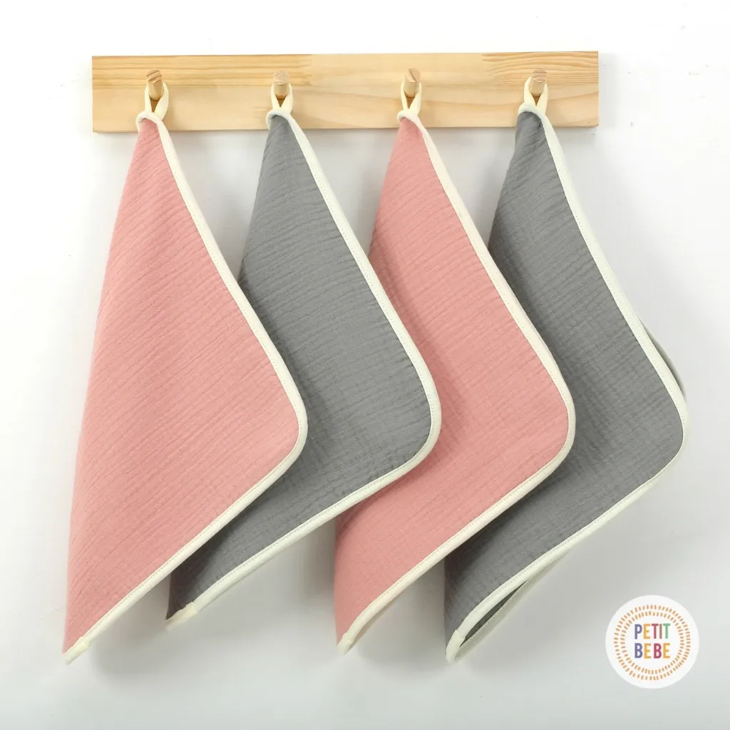 Ảnh Khăn sữa cho bé kích thước lớn 30x30cm Petit Bebe muslin 6 lớp thấm hút mềm mại cho làn da bé 2