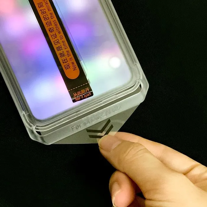 Ảnh Kính cường lực iphone tự lấy bụi KTM,có khung tự dán và bảo vệ màng loa 11 12 13 pro max  14 15promax 2