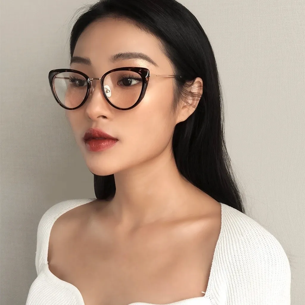 Ảnh Kính mát Floralpunk Kaia Glasses Black/ Brown 4