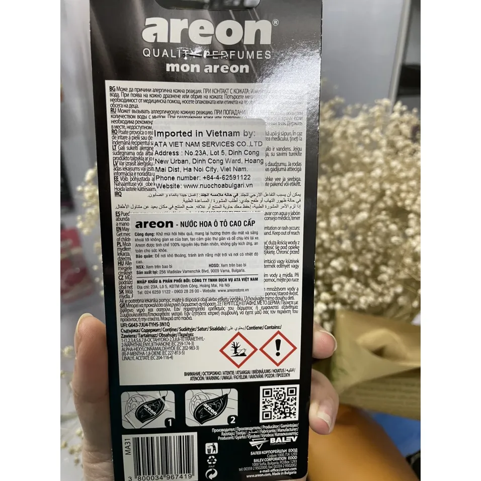 Ảnh Lá thơm treo xe ô tô Areon Mon Vanilla Black 4