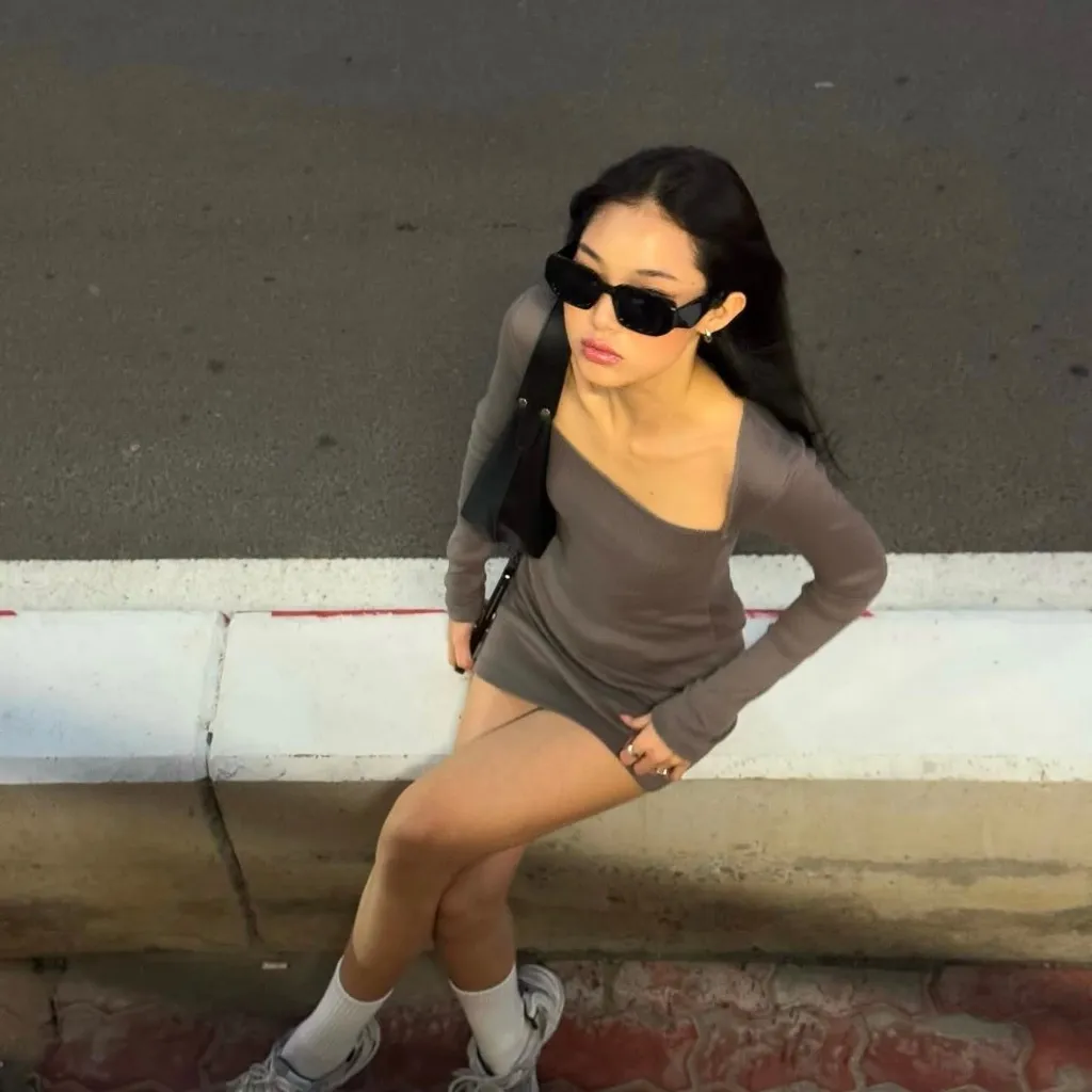 Ảnh làminapparel - LONG SLEEVE SQUARE NECK MINI DRESS 2