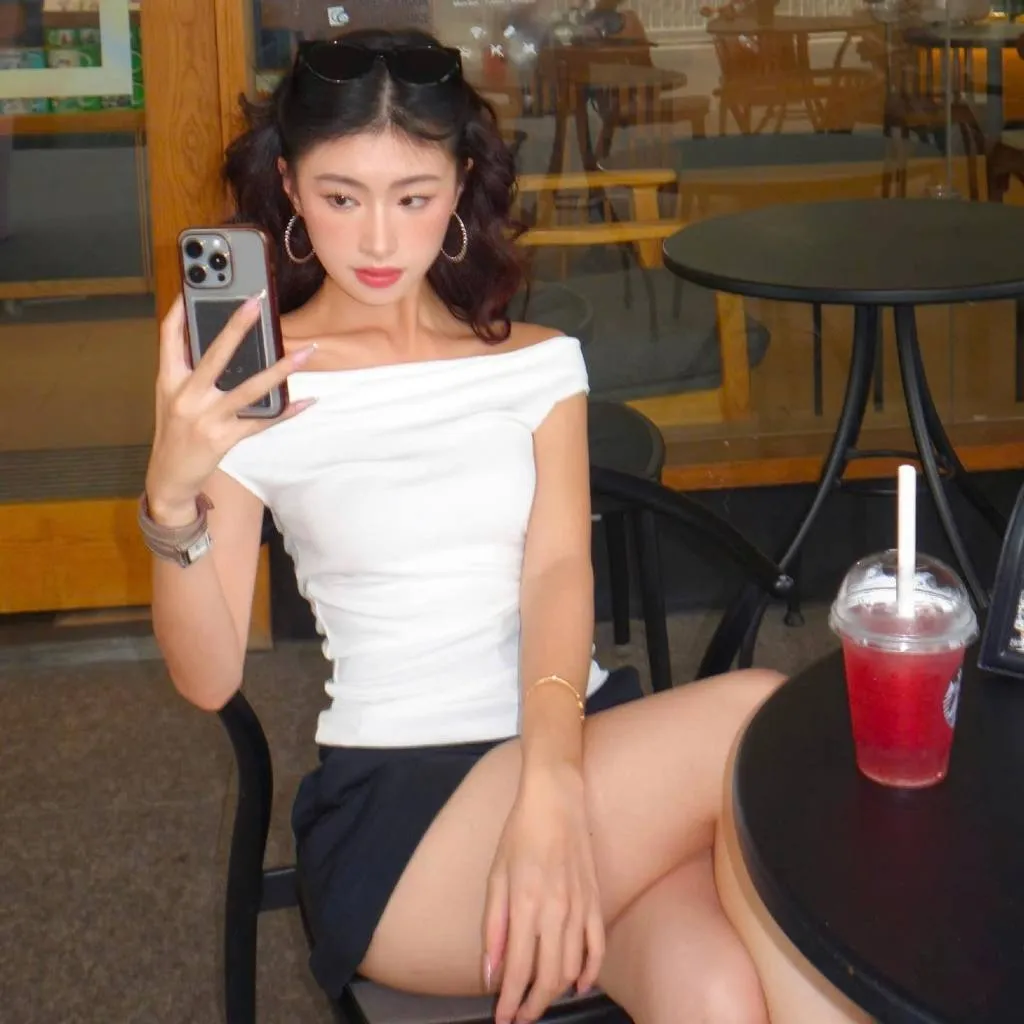 Ảnh làminapparel - SLEEVELESS COWL NECK TOP 4