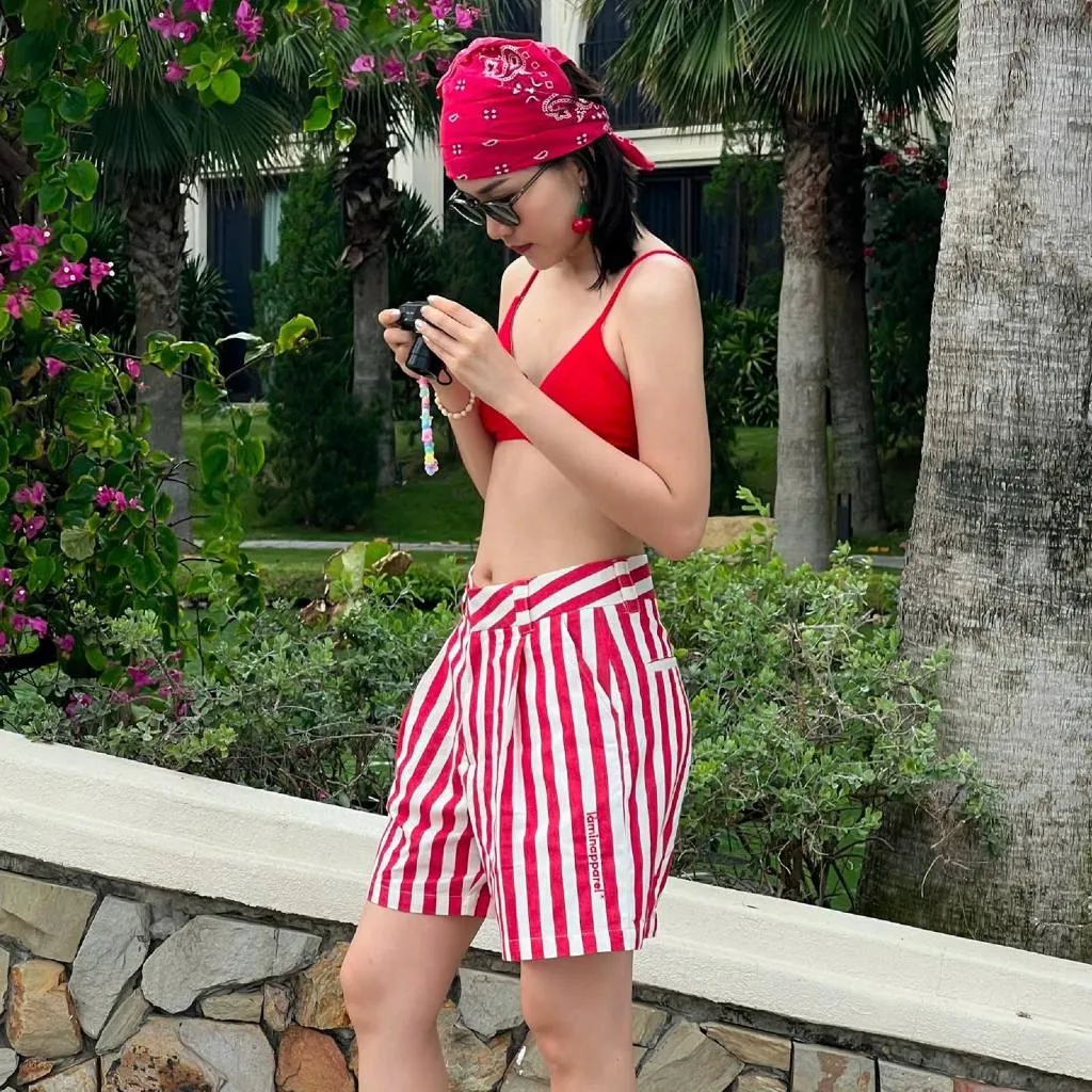 Ảnh làminapparel - STRIPED PLEATED SHORTS 1