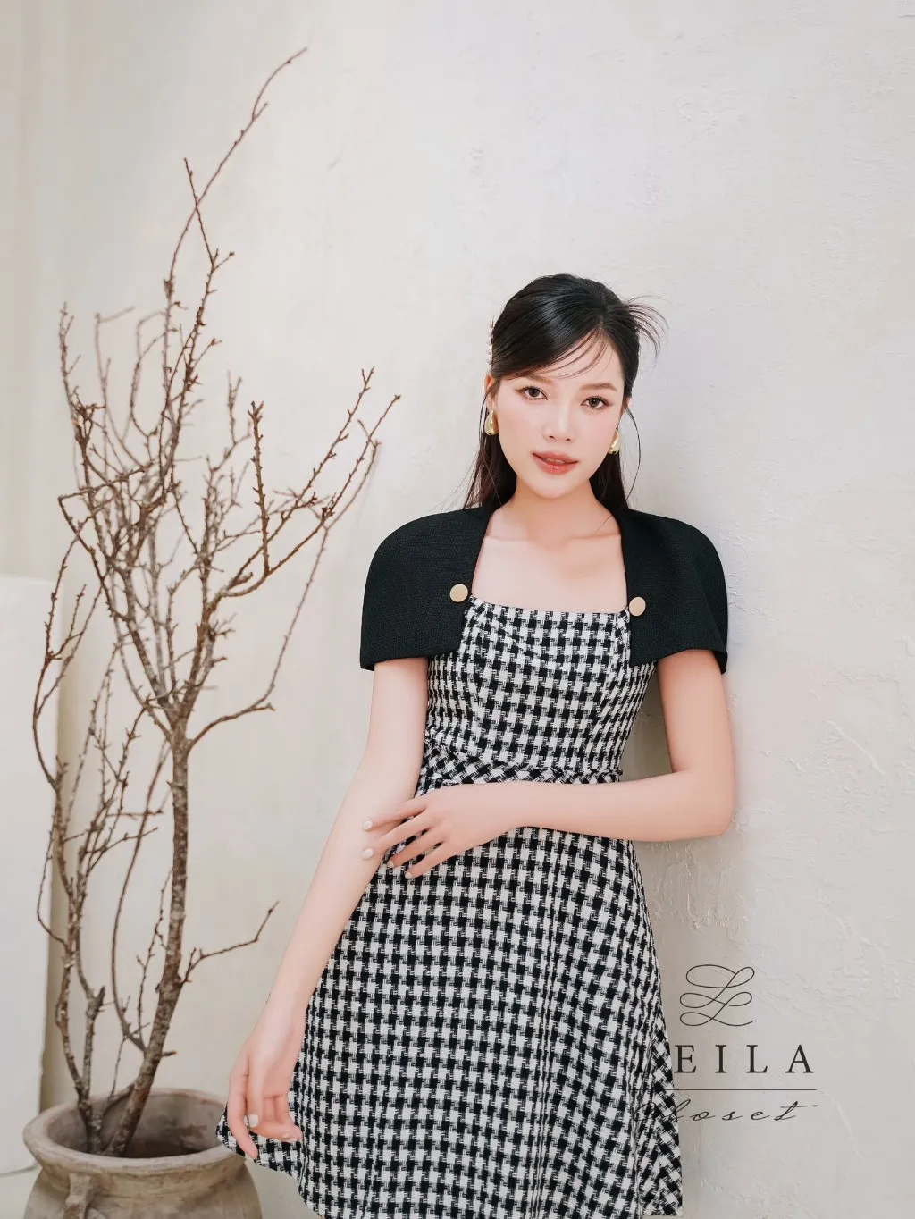 Ảnh LEILA CLOSET | Đầm thiết kế Jynn caro cổ vuông dáng xoè ngắn 2