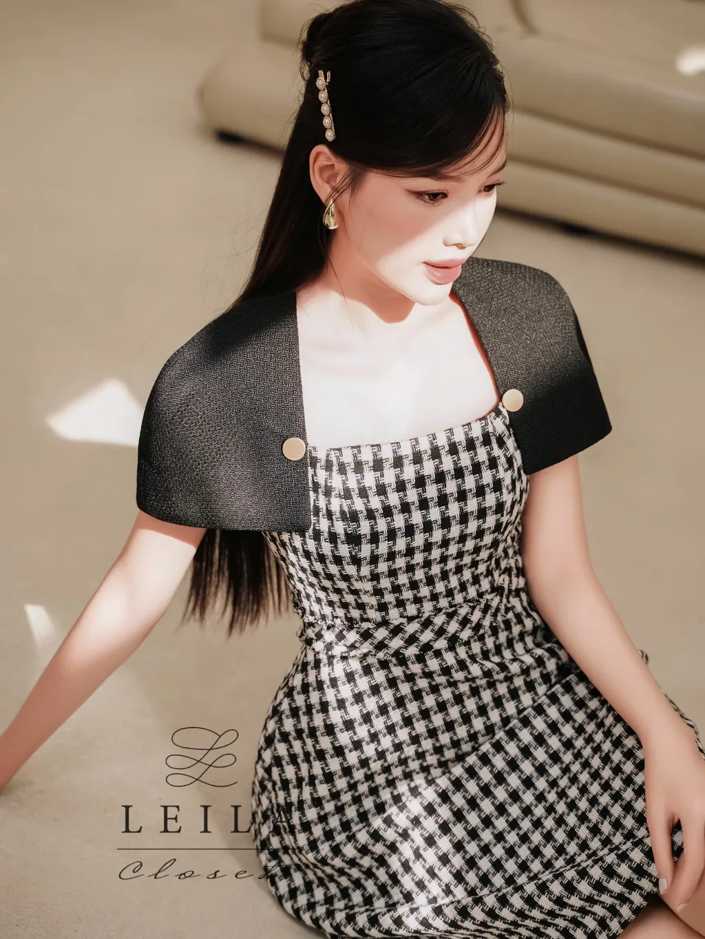 Ảnh LEILA CLOSET | Đầm thiết kế Jynn caro cổ vuông dáng xoè ngắn 3