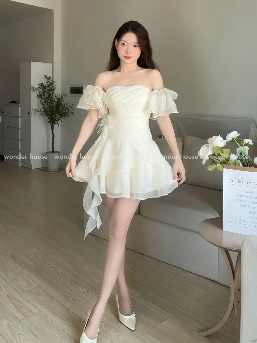 Ảnh Levia Dress Wonderhouse Đầm thiết kế xếp ly dáng xòe tua rua chất vải dày vừa phải dự tiệc, dạo phố nữ tính sang trọng 2
