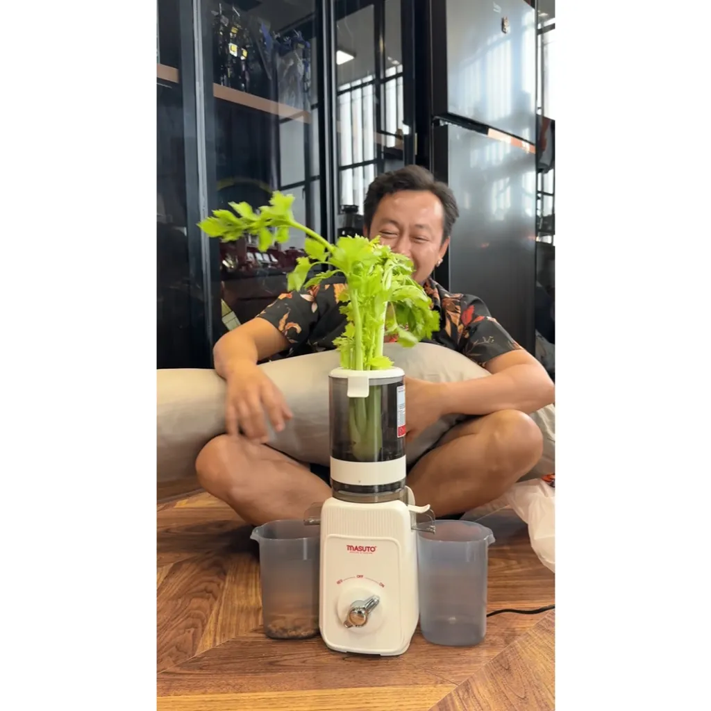 Ảnh Máy Ép Chậm MASUTO phiên bản mới 0,6L-120W Ép Cần Tây, Cà Rốt Detox, Làm Kem, Máy Ép Trái Cây Hoa Quả Kiệt Bã 4