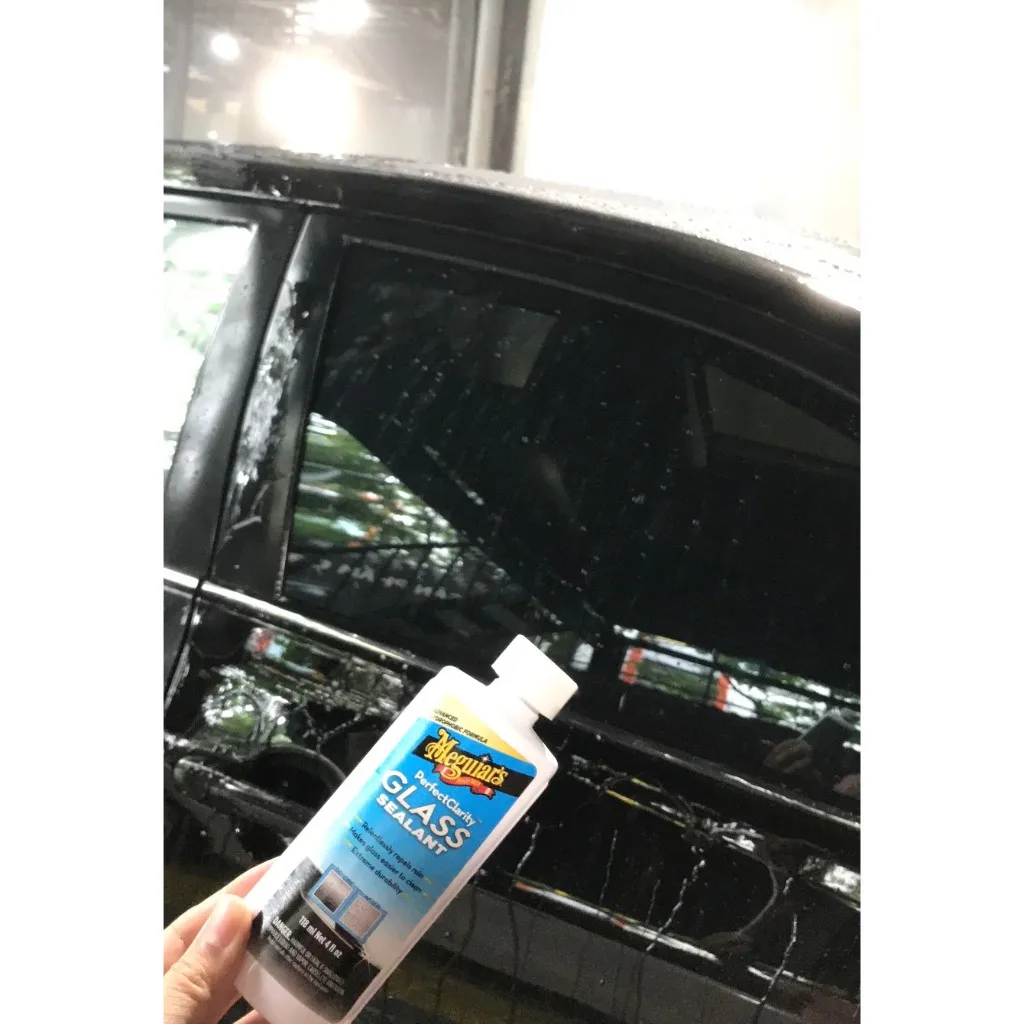 Ảnh Meguiar's Phủ nano kính xe tạo hiệu ứng lá sen - Perfect Clarity Glass Sealant - G8504,118 ml /4 oz 3