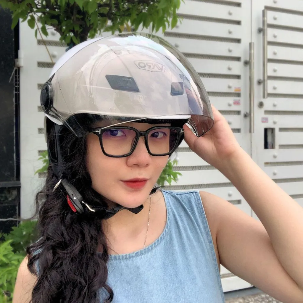 Ảnh Mũ bảo hiểm nửa đầu có kính Varo A31 Trơn - Chính hãng - Bảo hành 1 năm 3