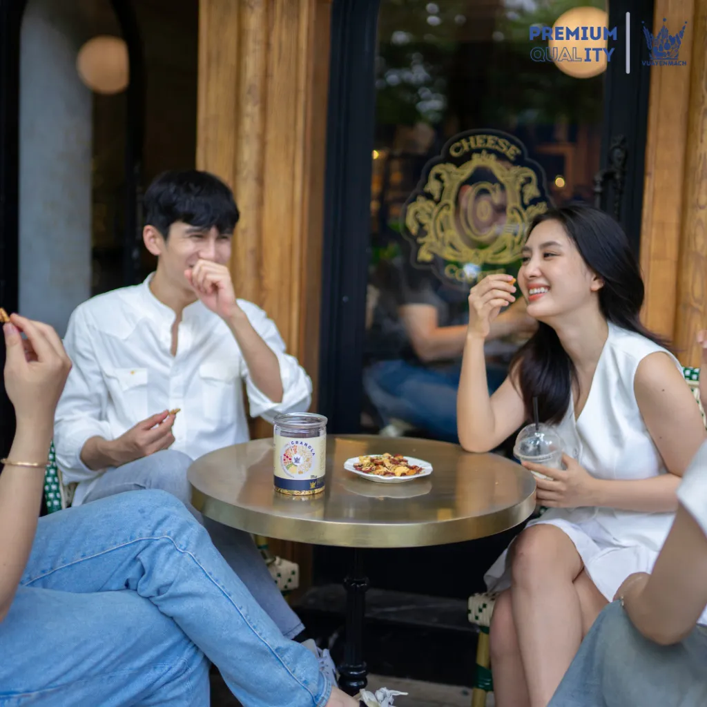 Ảnh Ngũ cốc Ăn Kiêng VUA YẾN MẠCH - Granola Dinh dưỡng 2