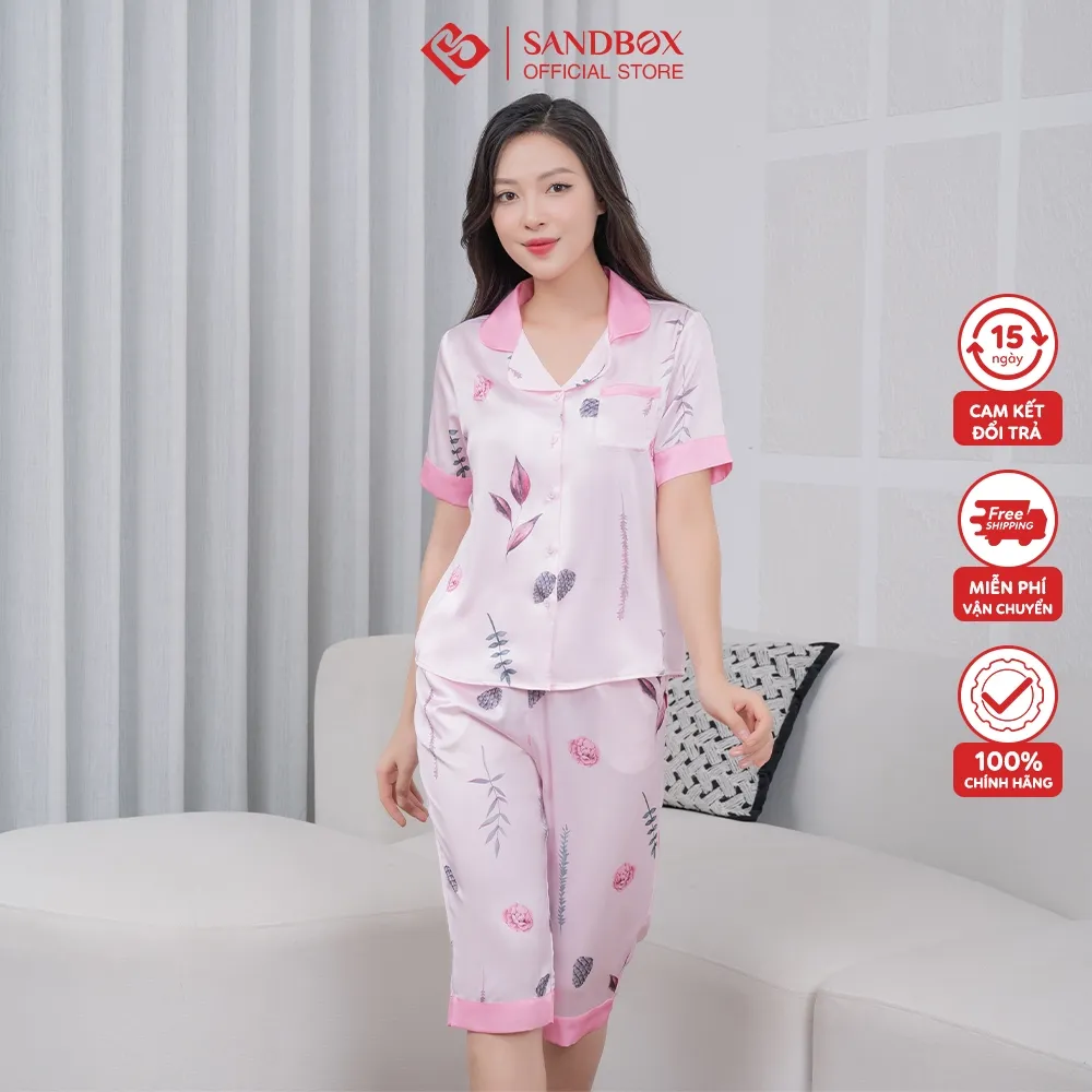 Ảnh Đồ Bộ Nữ Mặc Nhà Pijama Lụa Latin Mềm Mát SANDBOX Thiết Kế Họa Tiết Nhã Nhặn - BLL22005 1