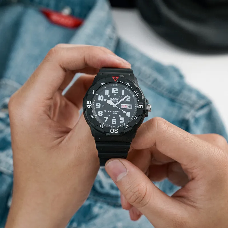 Ảnh Đồng Hồ Casio Nam MRW-200H-1BVDF Mặt Tròn Dây Cao Su Chính Hãng 4