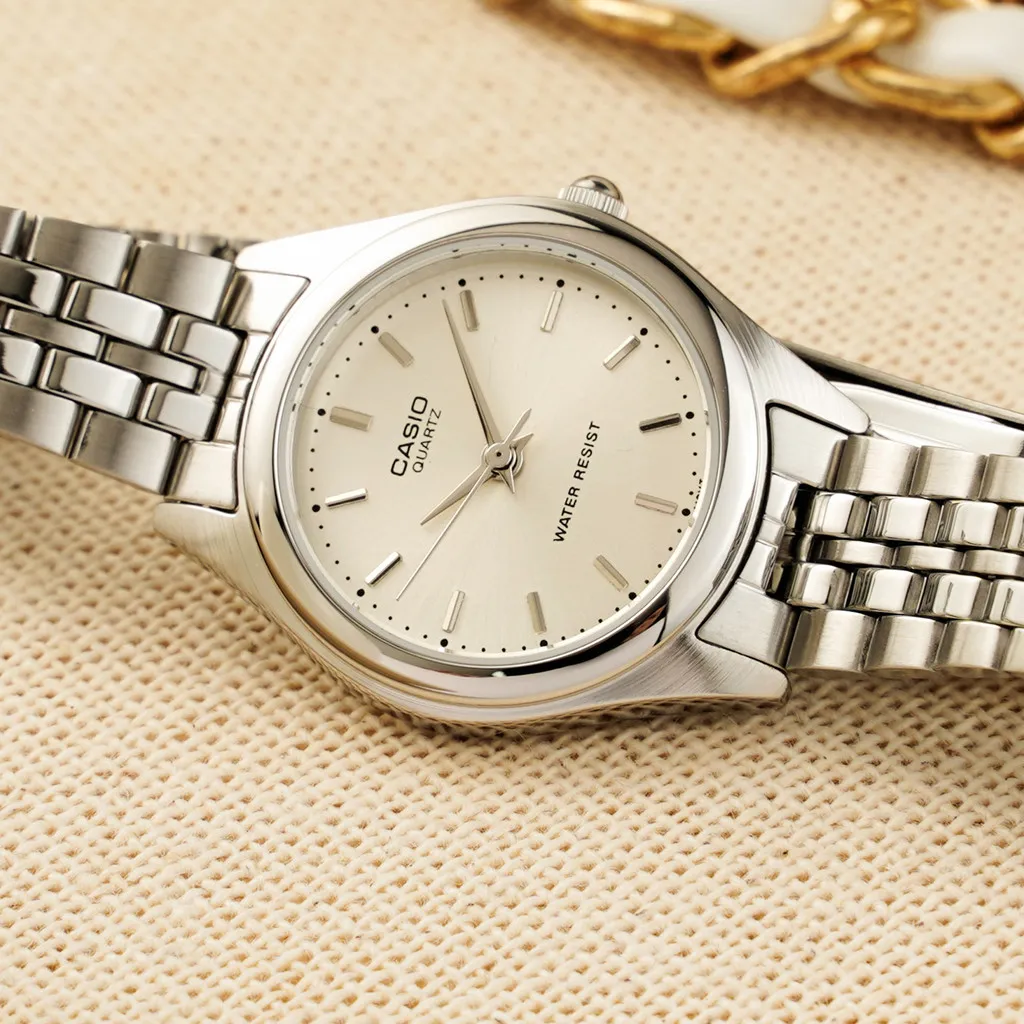 Ảnh Đồng Hồ Casio Nữ LTP-1129A-7ARDF Mặt Tròn Màu Trằng Dây Kim Loại Chính Hãng 4