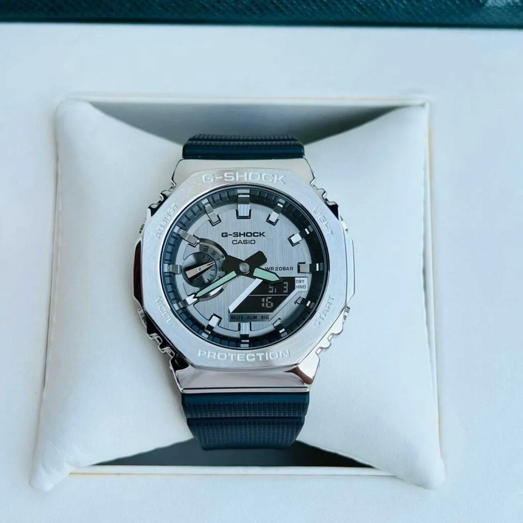 Ảnh Đồng hồ Dây nhựa Nam Casio G-Shock GM-2100-1ADR chính hãng bảo hành 5 năm Pin trọn đời 4
