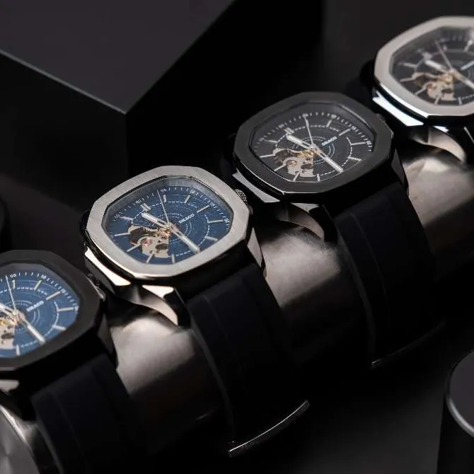 Ảnh Đồng hồ nam Draco D23-DS68 “DongSon” Automatic trắng xanh kết hợp chất liệu dây thép không gỉ màu bạc 3